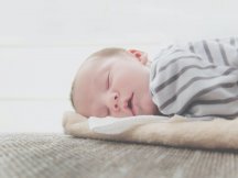 Baby valt moeilijk in slaap